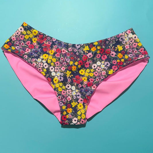 Isla Bottom - Moderate Coverage Scrunch Bikini Bottom | RTW
